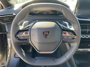 Photo import PEUGEOT 2008 Hybrid 145 e-DCS6 Allure