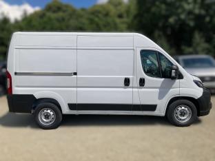Photo import PEUGEOT BOXER 335 L2H2 2.2 BlueHDI 140 EAT8