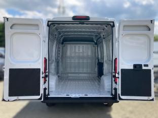 Photo import PEUGEOT BOXER 335 L2H2 2.2 BlueHDI 140 EAT8