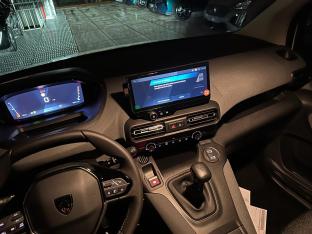 Photo import Peugeot Rifter BlueHdi 100 Allure 5 places