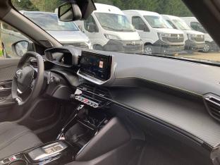 Photo import PEUGEOT 2008 III  HYBRID 145 e-DSC6 GT