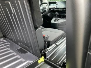 Photo import PEUGEOT PARTNER BlueHdi 100 BVM6 1000kg