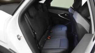 Photo import PEUGEOT 3008 HYBRID 145 e-DSC6 GT