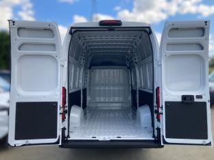 Photo import PEUGEOT BOXER 435 L4H3 2.2 BlueHDI 180 EAT8