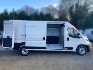 Photo import PEUGEOT BOXER 435 L4H2 2.2 BlueHDI 180 EAT8
