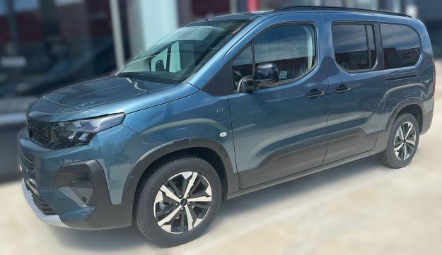 Miniature 122305 Peugeot Rifter Long BlueHdi 130 EAT8 GT 7 places 