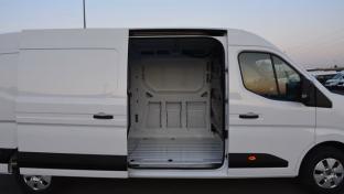 Photo import RENAULT MASTER 3.5T L2H2 Blue dCi 170 BVA EXTRA