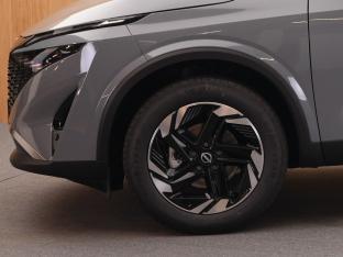 Photo import NISSAN QASHQAI 1.3 Mild Hybrid 158 XTronic N-Connecta  + toit pano