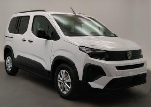 Photo import Peugeot Rifter BlueHdi 130 Allure EAT8 Business N1 5 places
