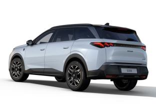 Photo import PEUGEOT 5008 hybrid 145 e-DSC6 GT + Pack 360° + toit ouvrant