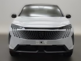 Photo import PEUGEOT 3008 HYBRID 145 e-DSC6 GT + Pack 360°