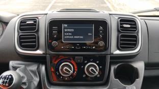 Photo import PEUGEOT BOXER 333 L2H2 2.2 BlueHDI 140 BVM