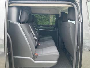 Photo import PEUGEOT EXPERT Cabine Approfondie 2.0 BlueHdi 180 EAT8 taille XL 6 places