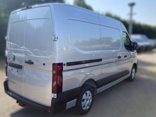 Photo import RENAULT MASTER 3.5T L2H2 Blue dCi 170 BVA EXTRA + int bois + attelage