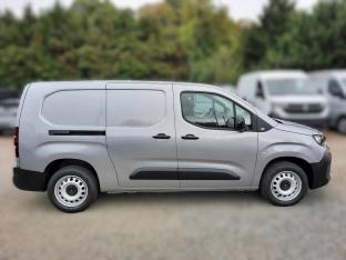 Photo import CITROEN BERLINGO VAN 1.5 BlueHDI 130 EAT8 TAILLE XL 3 places