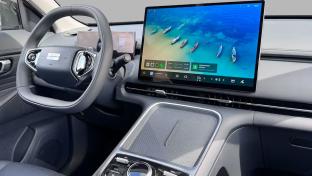 Photo import GEELY STARRAY MAX+ 1.5 EM-i Super hybride 262cv PHEV